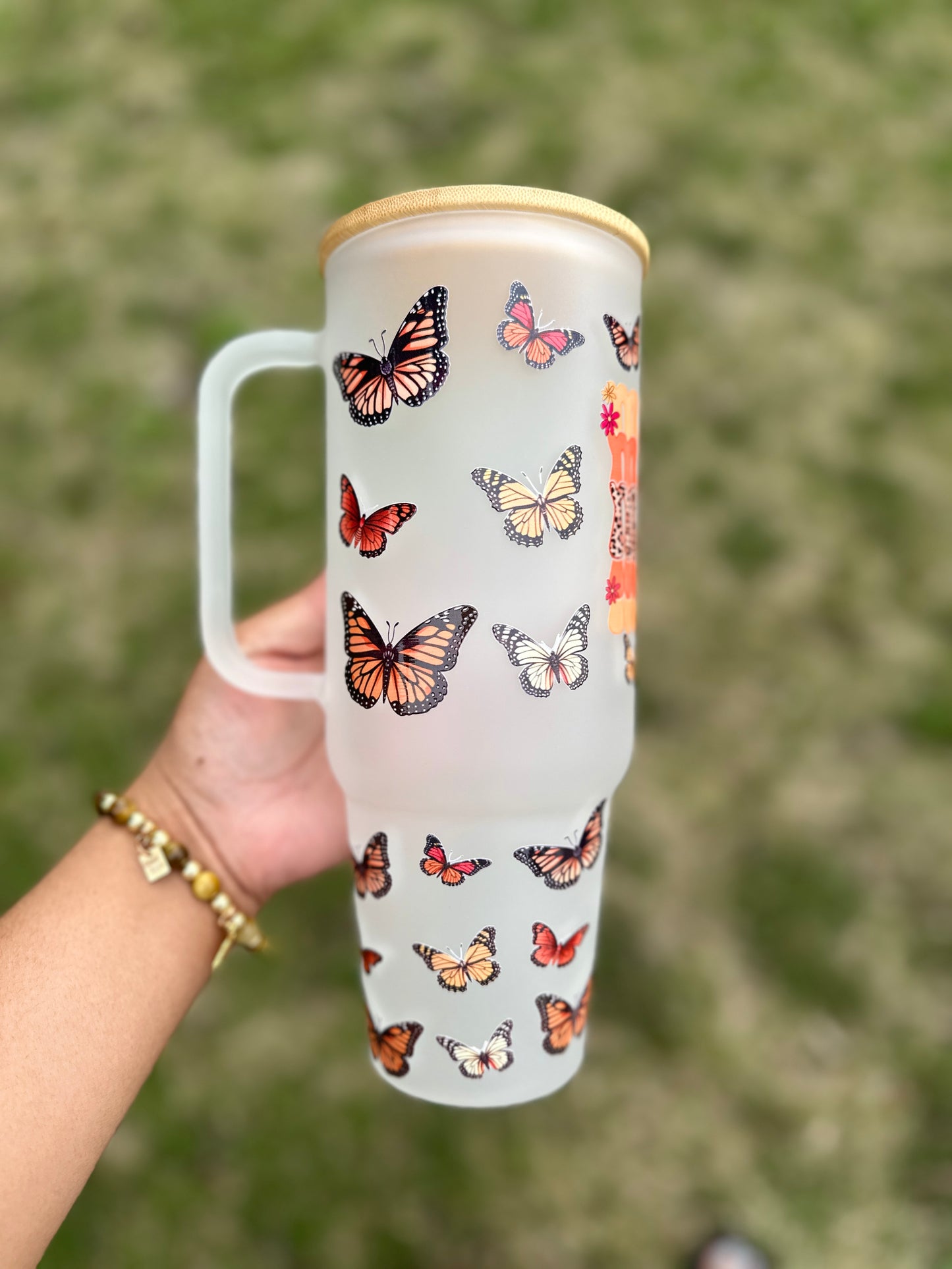 Mamá (mariposas) 40 oz