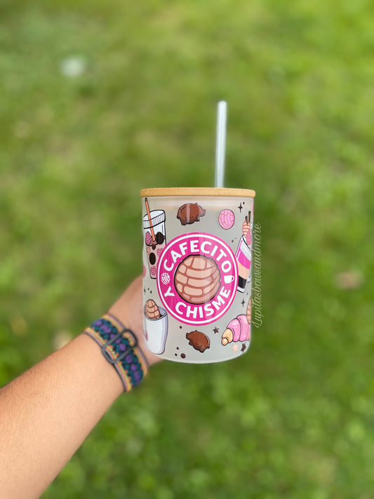 Cafecito y chisme mug