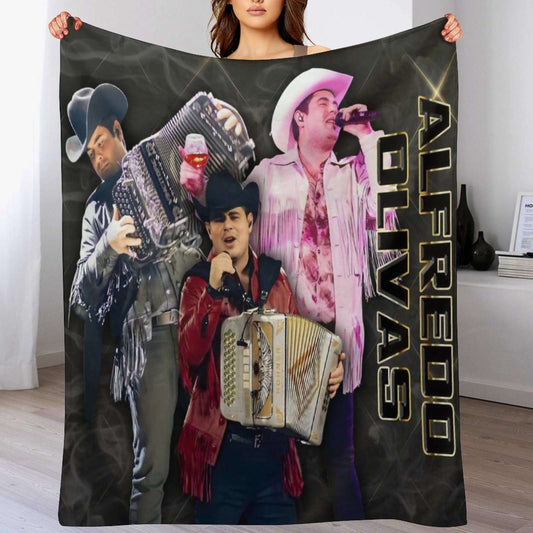 Alfredo olivas (cobija)